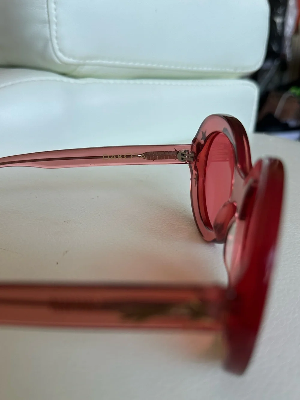 Poppy Lissiman ‘dakota’ in strawberry 🍓 round pink clear + gold star accents